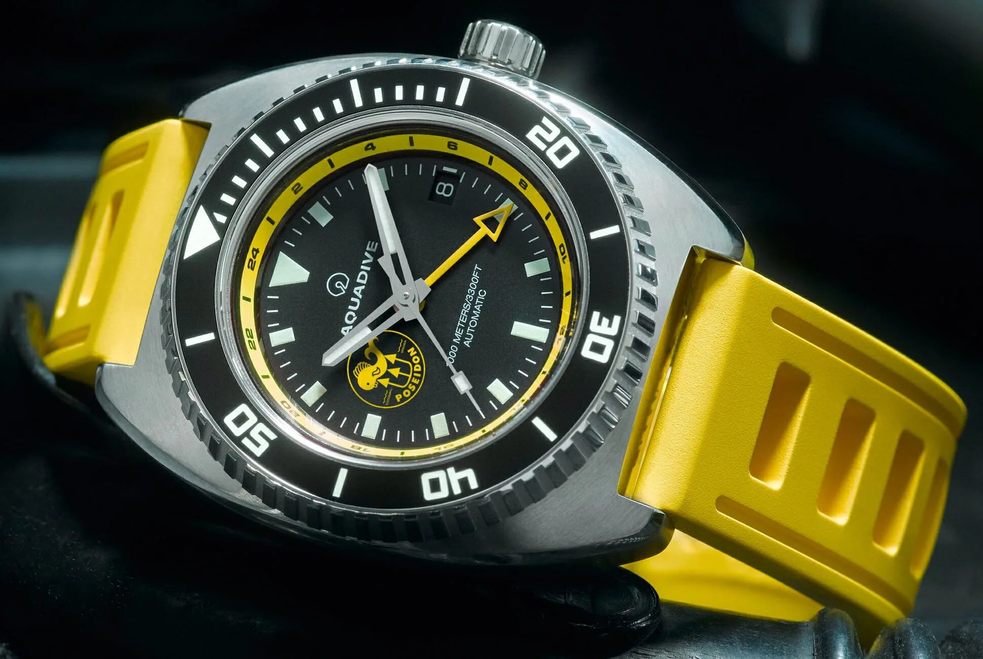 Aquadive-Watch-gear-patrol-full-lead