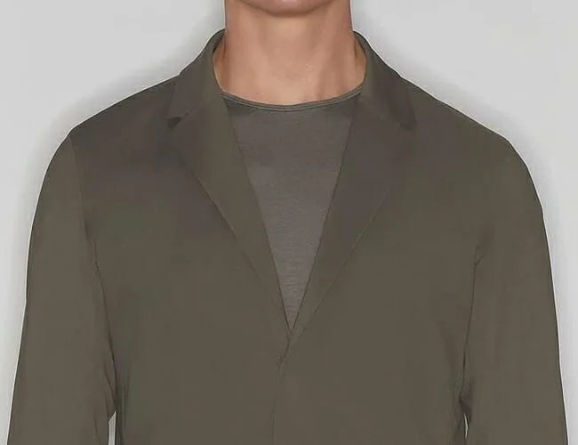 Arcteryx-Veilance-Suit-gear-patrol-feature