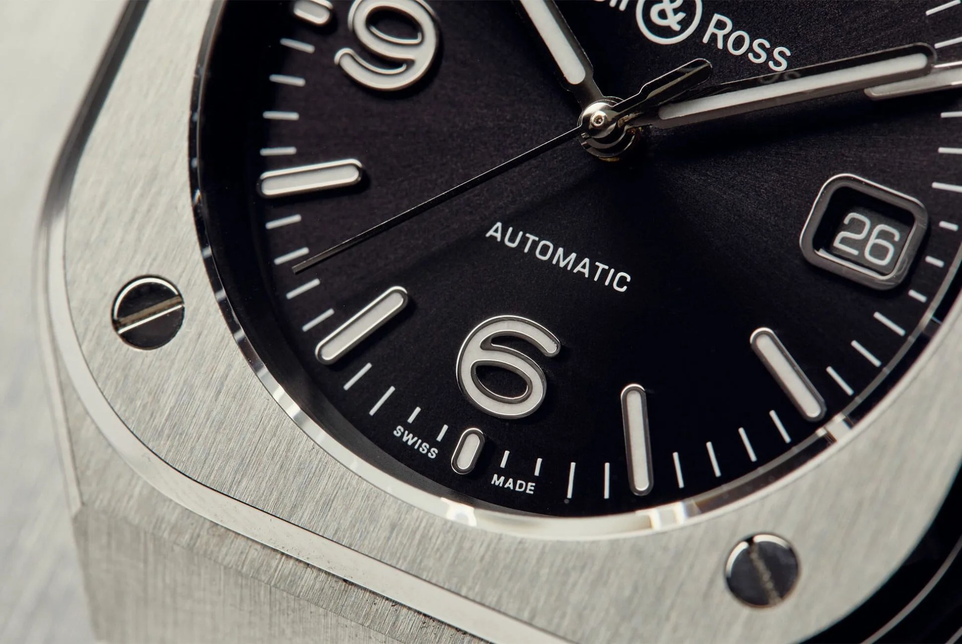 Bell-and-Ross-Product-Spotlight-Gear-Patrol-inline-2
