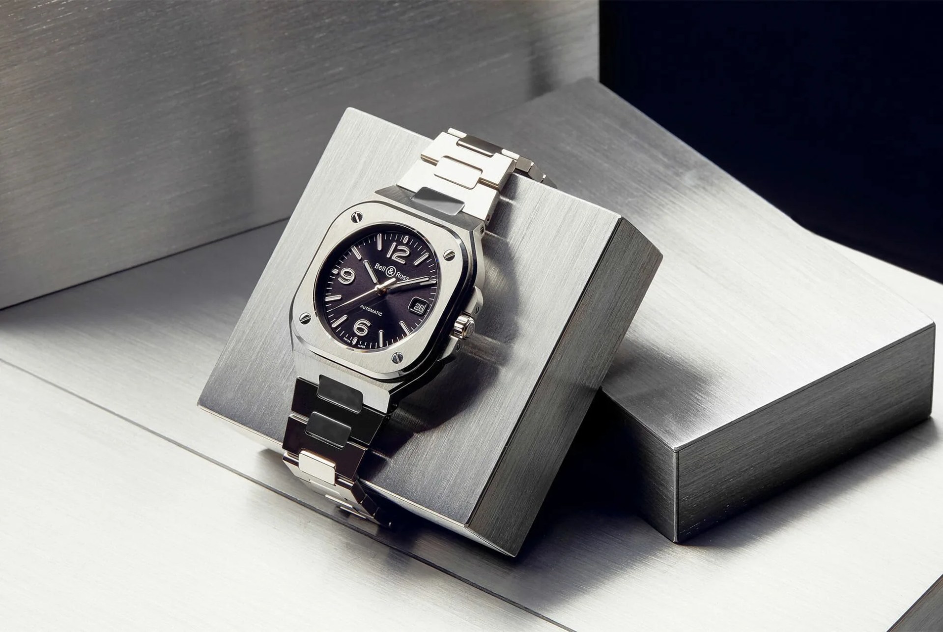 Bell-and-Ross-Product-Spotlight-Gear-Patrol-lead-full