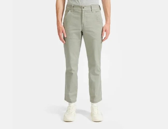 Everlane-Chore-Pant-Gear-Patrol-Feature