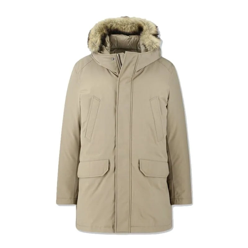 Uniqlo-Jackets-gear-patrol-tan-parka