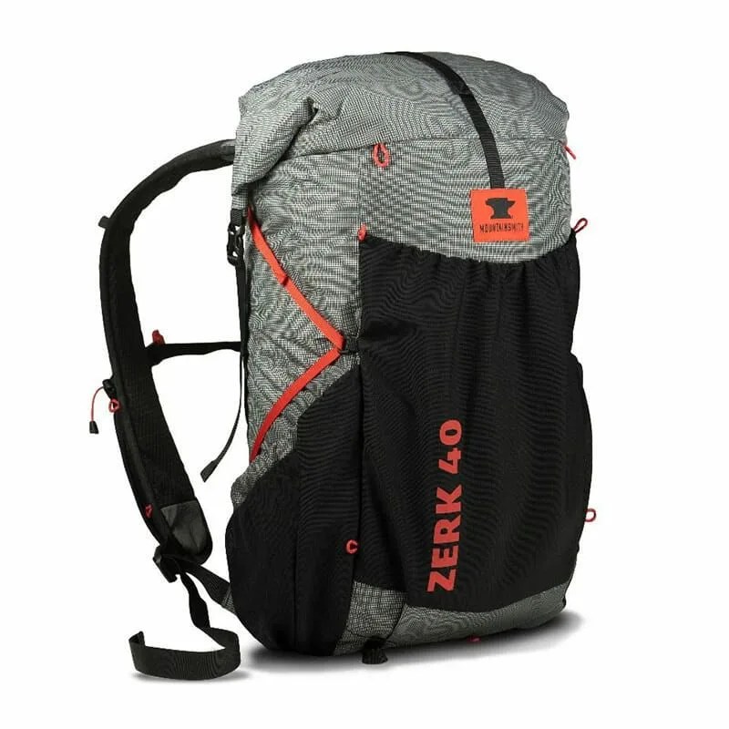 Zerk-40-Mountainsmith-gear-patrol