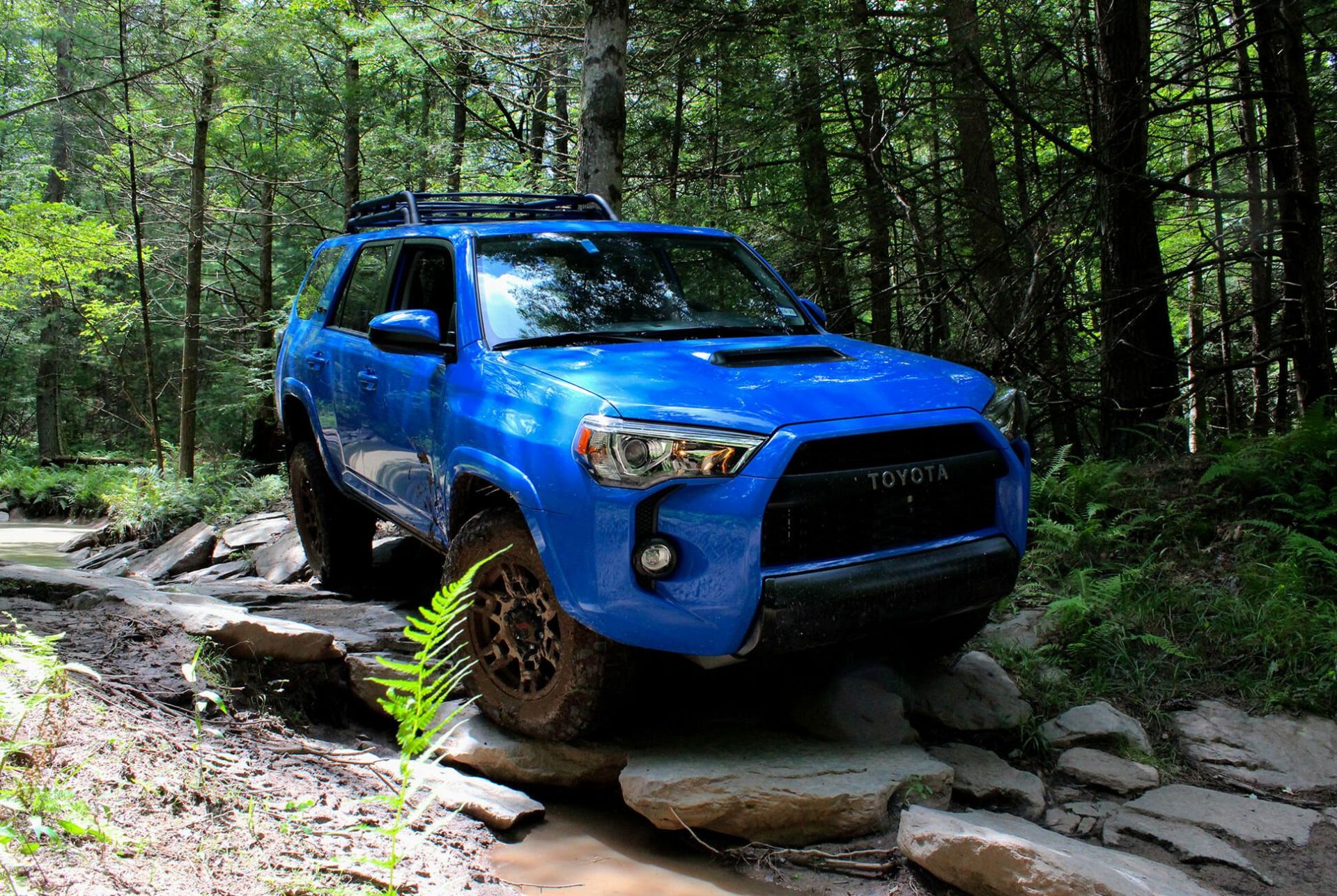 2019-Toyota-4Runner-TRD-Pro-gear-patrol-slide-1