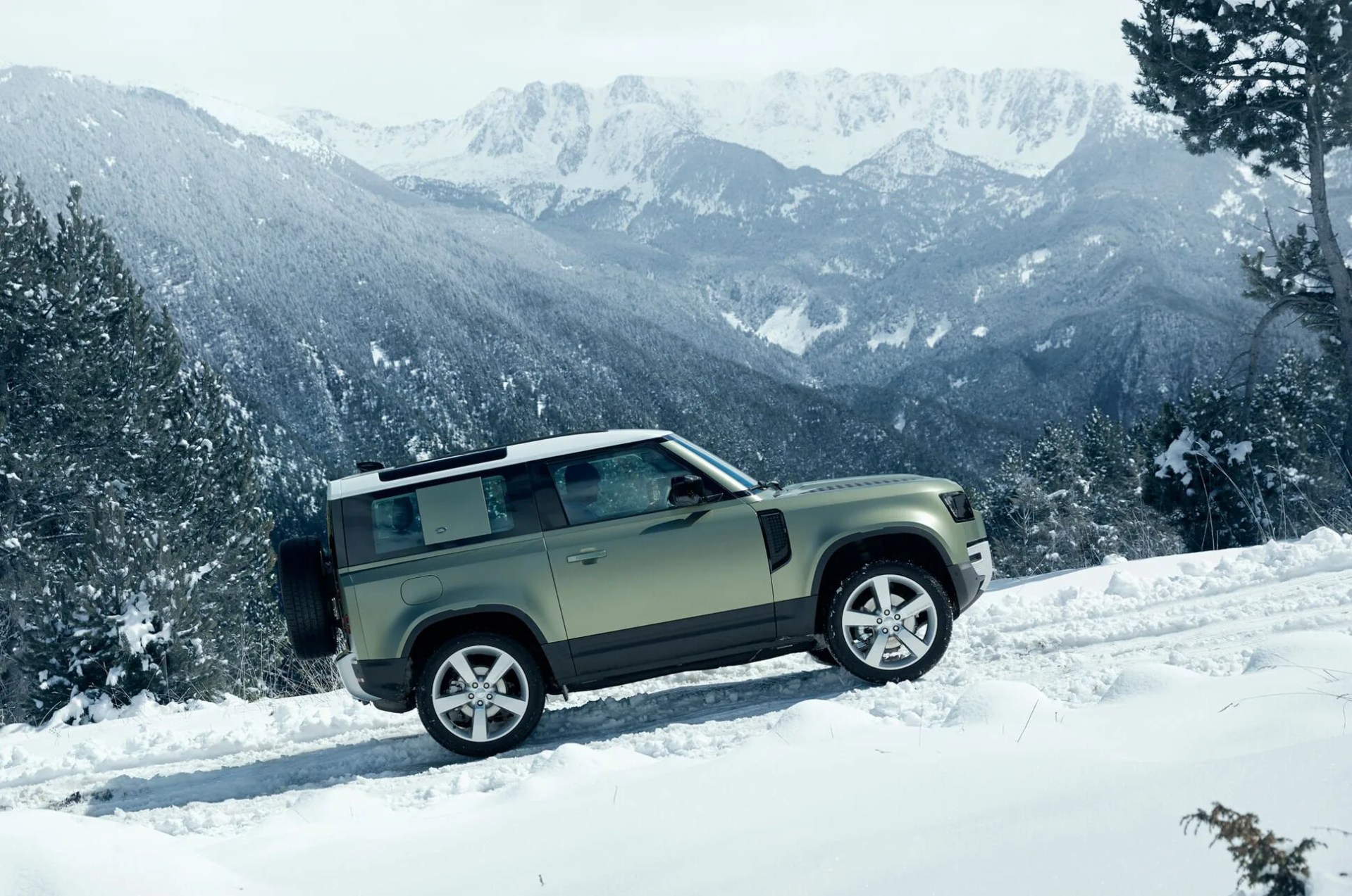 2020 defender gear patrol lead full