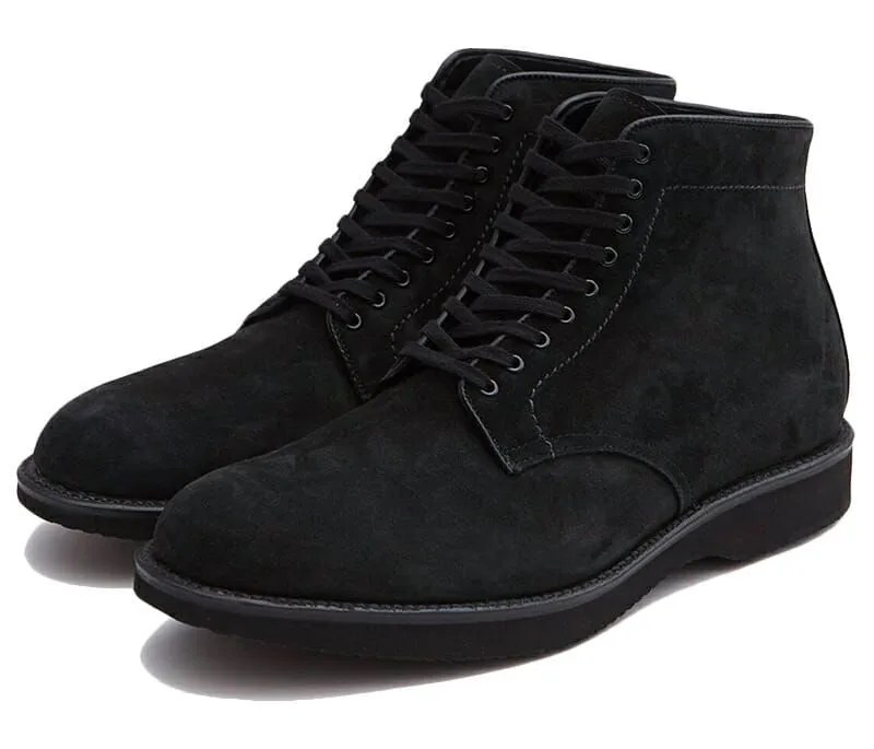 Alden-Sale-gear-patrol-henry-black