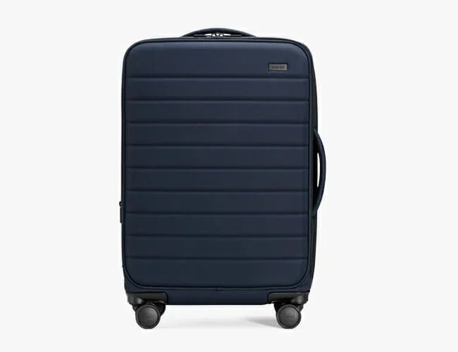 Away-Expandable-Luggage-gear-patrol-feature-2