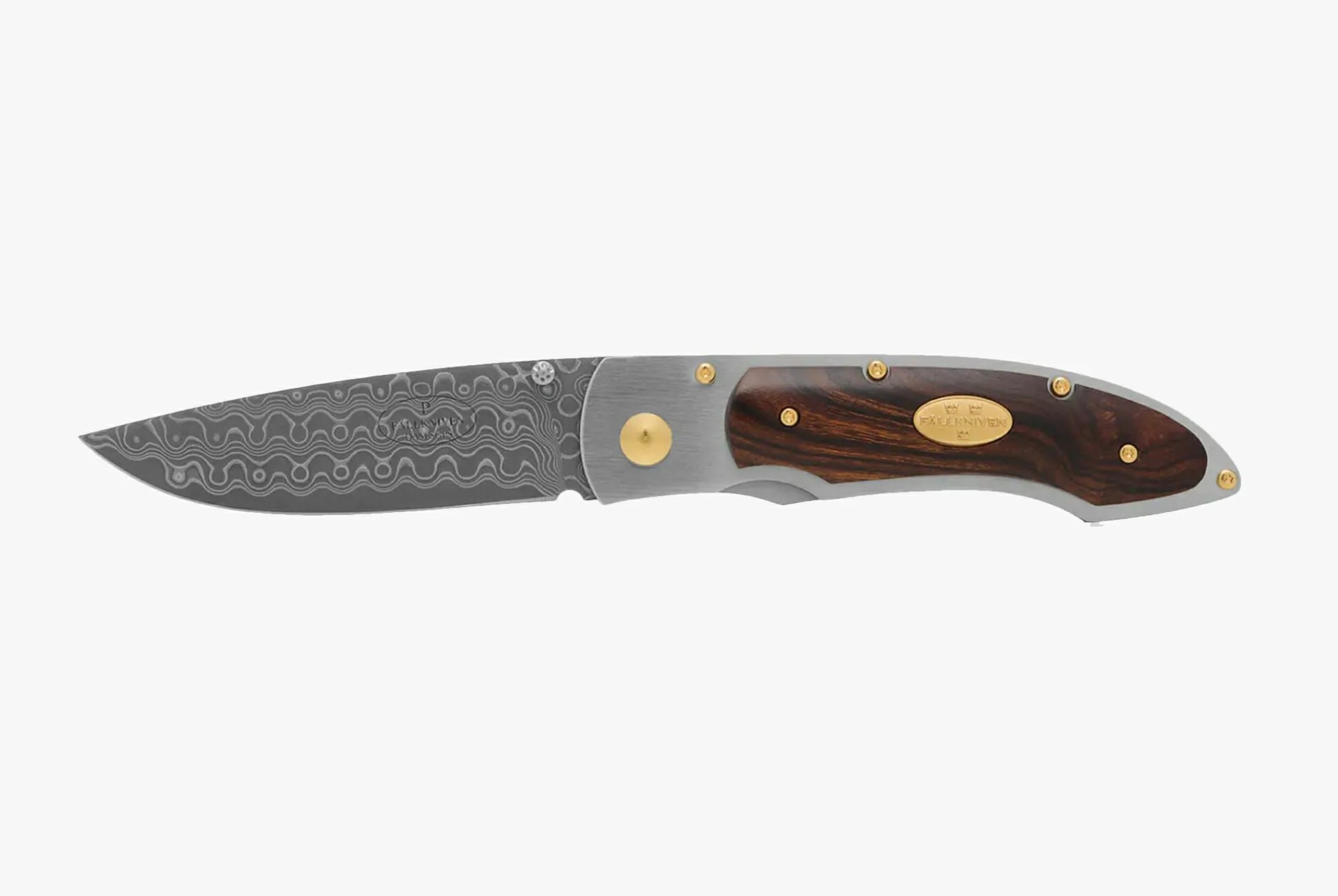 Drop-Knife-Sale-gear-patrol-full-lead