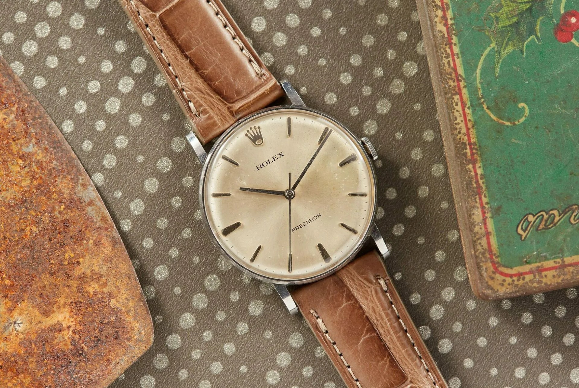 Found-3-Simple-Vintage-Watches-gear-patrol-lead-full