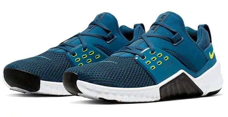 Friday-Deal-Roundup-gear-patrol-nike