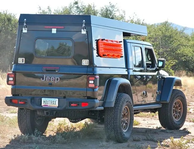 Jeep-Wrangler-Camper-gear-patrol-feature