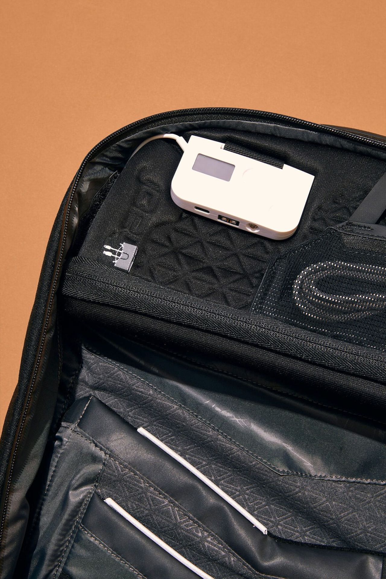 Kathmandu-Bag-Product-Spotlight-Gear-Patrol-chargine