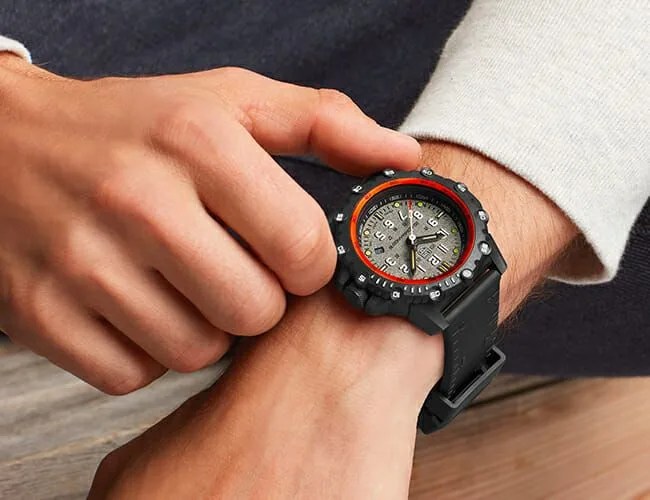 LUMINOX-gear-patrol-feature