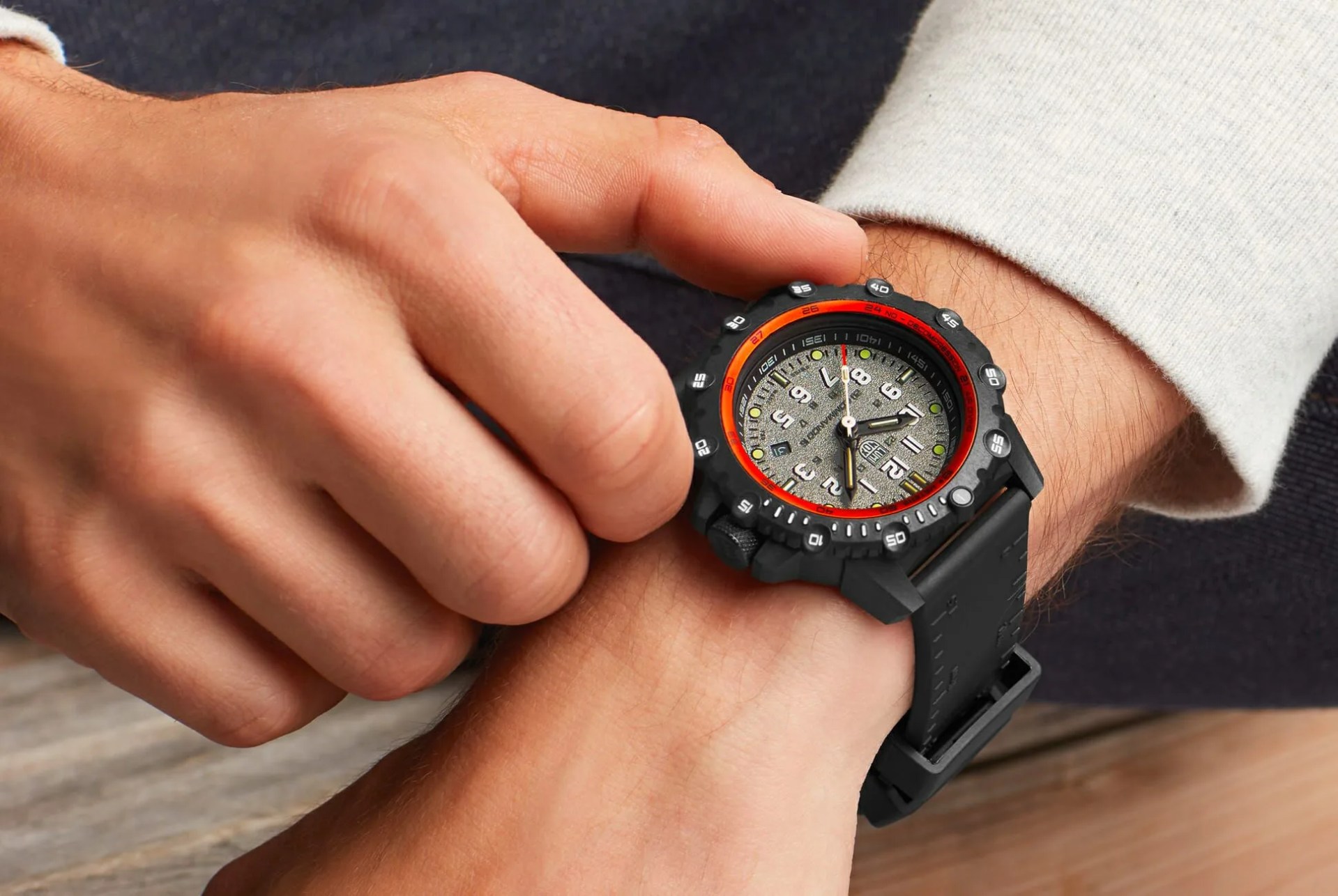 LUMINOX-gear-patrol-full-lead