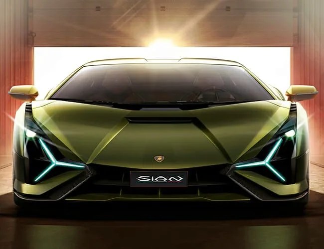 Lambo-Sion-gear-patrol-feature