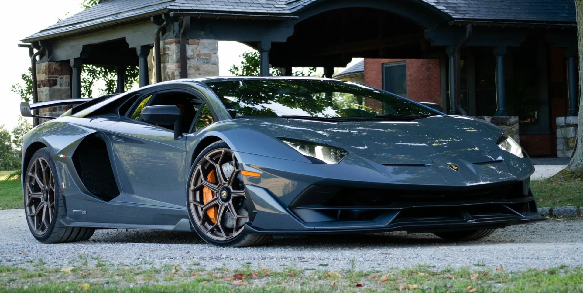 lamborghini aventador svj gear patrol slide 1