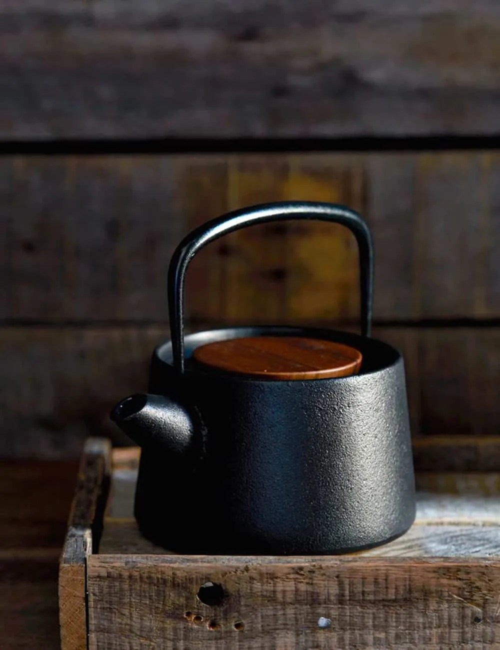 Nalata-Nalata-Gear-Patrol-Teapot