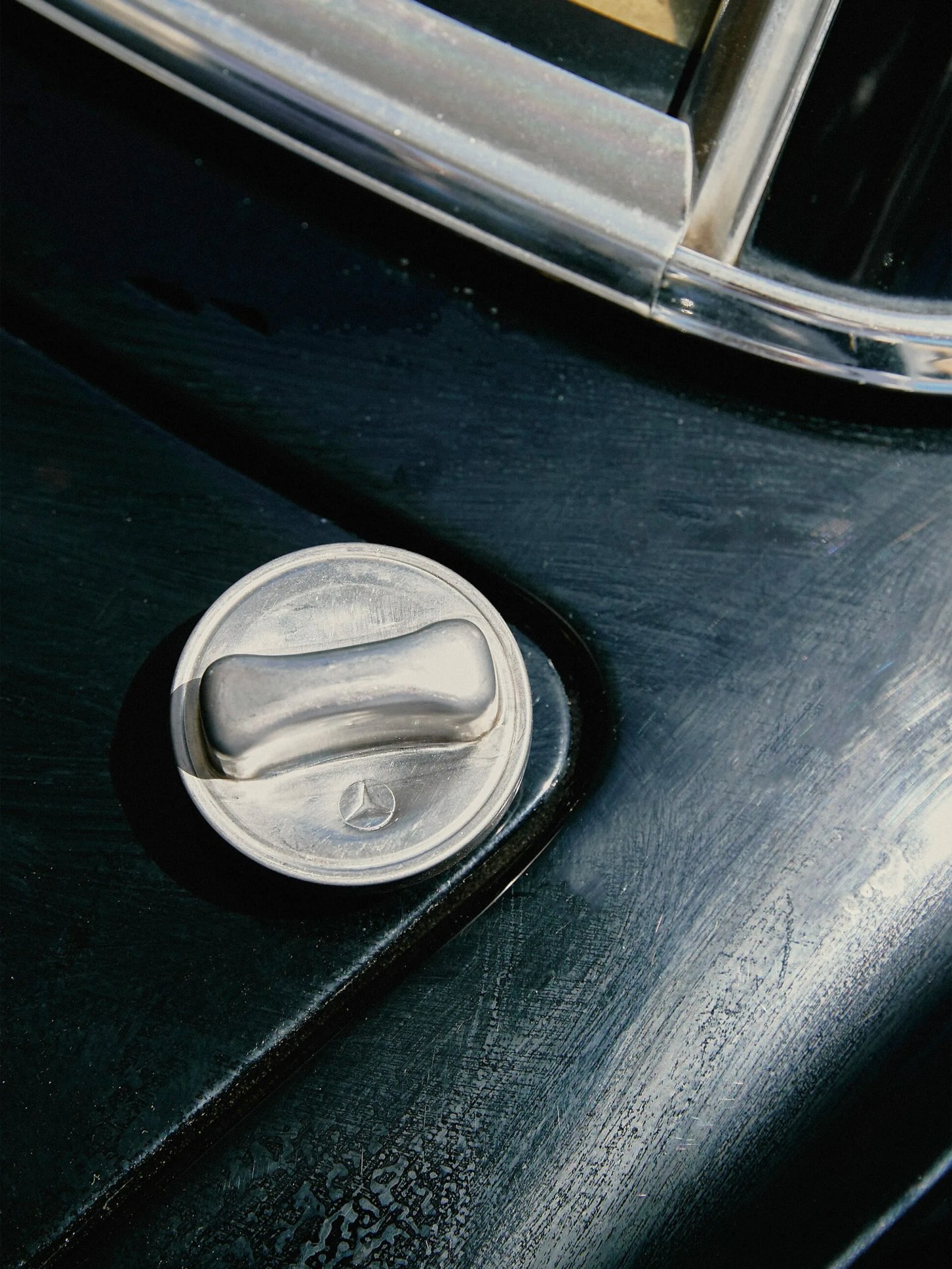 Past-Meets-Present-M2W-Gear-Patrol-inline-6