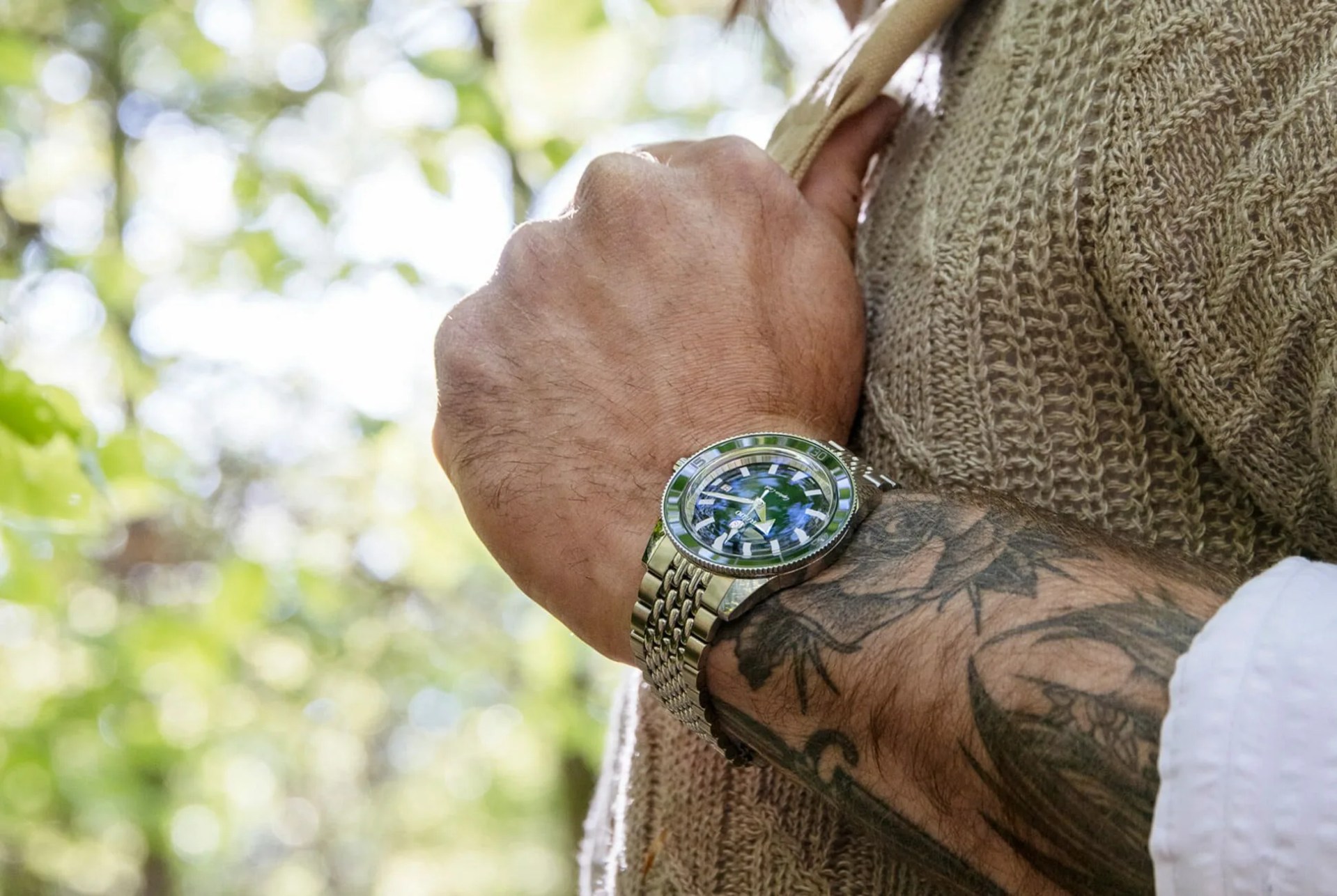 Rado-Captain-Cook-Custom-Article-Gear-Patrol-Lead-Full
