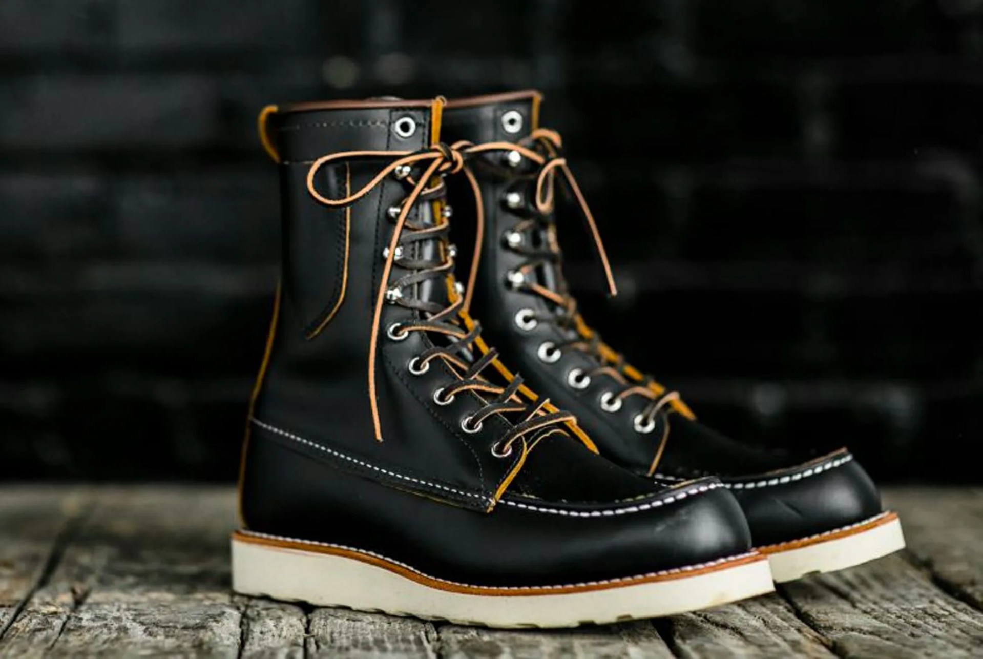Red-Wing-Boot-gear-patrol-full-lead