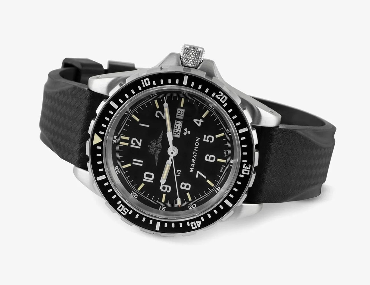 Rugged-Watch-for-an-Elite-Unit-gear-patrol-ambience-2