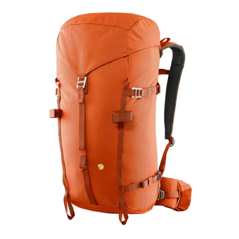 Thursday-Roundup-gear-patrol-fjallraven