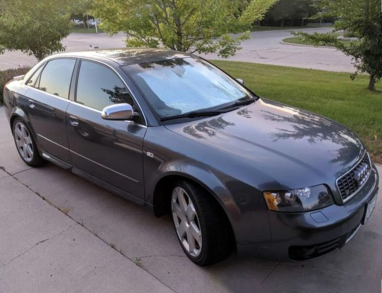 2005-Audi-S4-4-2-Quattro-gear-patrol