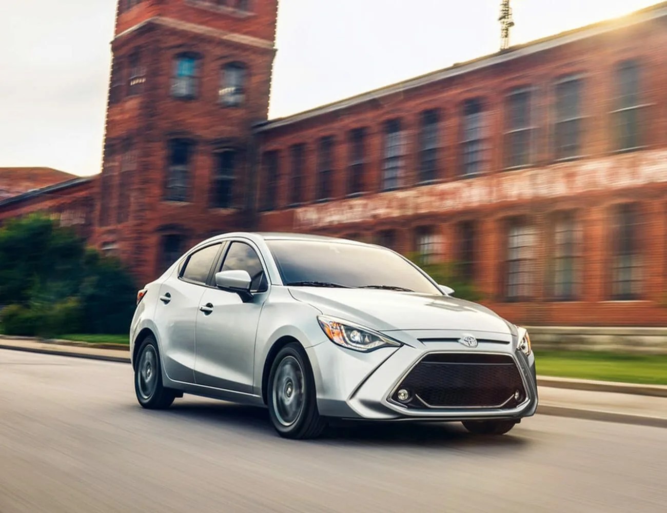 2020-Toyota-Yaris-gear-patrol