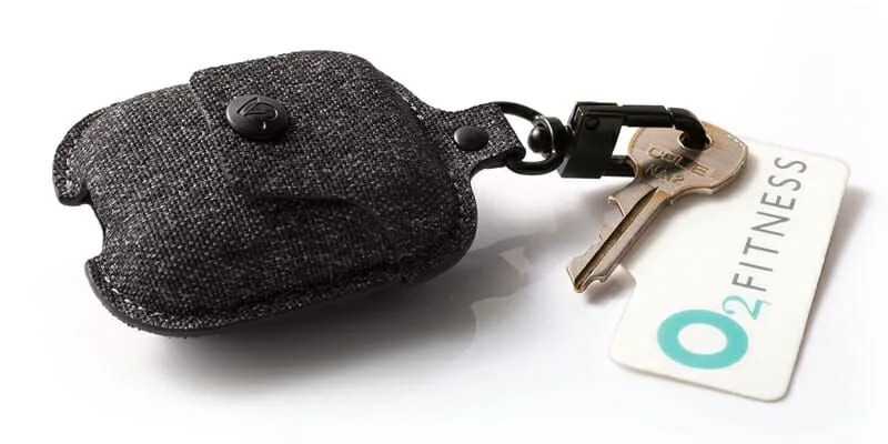AirPod-Keychains-gear-patrol-airsnap