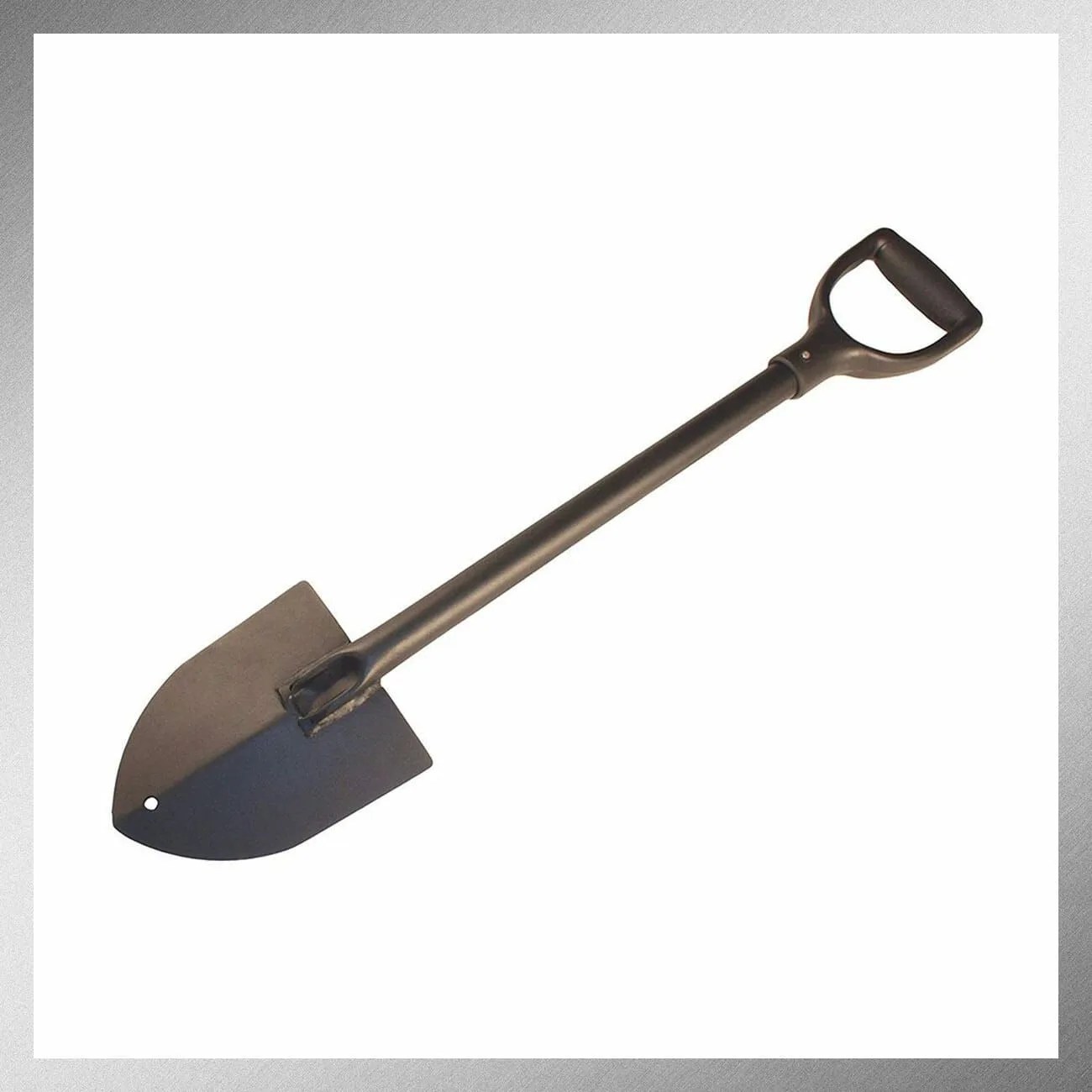 Bully-Tools-D-Grip-Camp-Shovel-gear-patrol