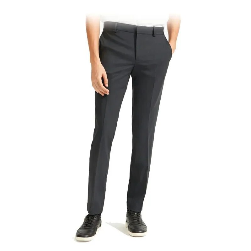 Everlane-Suits-gear-patrol-grey-pants