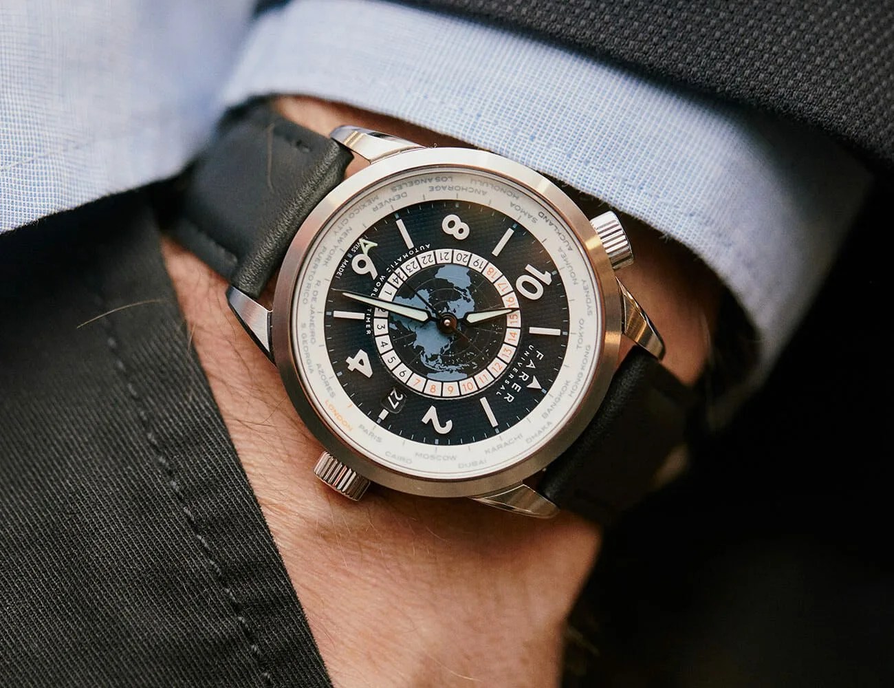 Farer-World-Timer-gear-Patrol