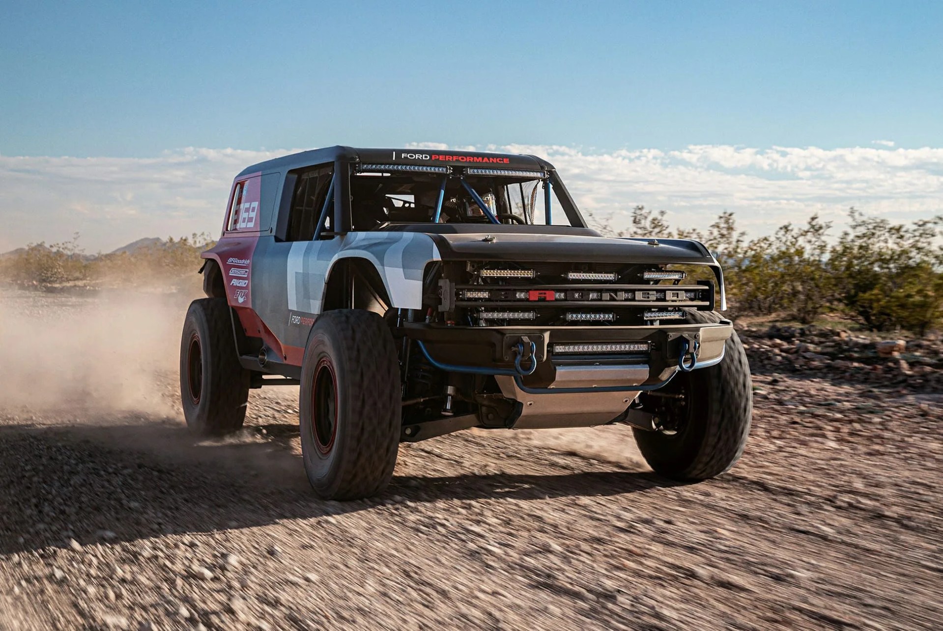 ford bronco gear patrol slide 01