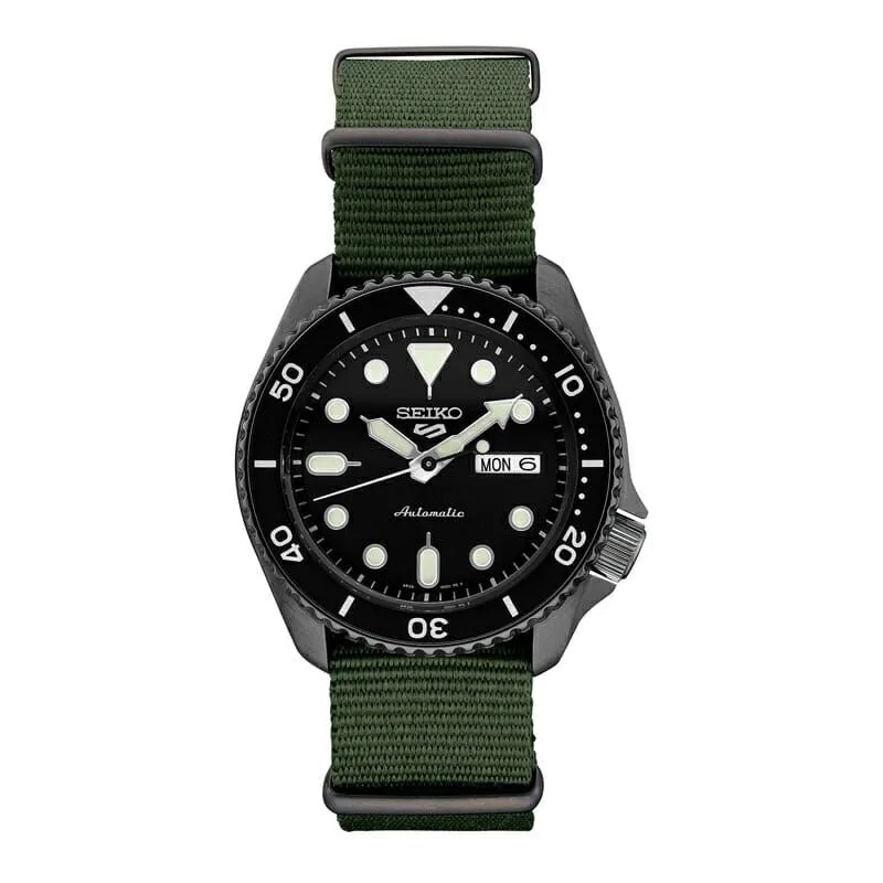 Friday-Deals-gear-patrol-seiko