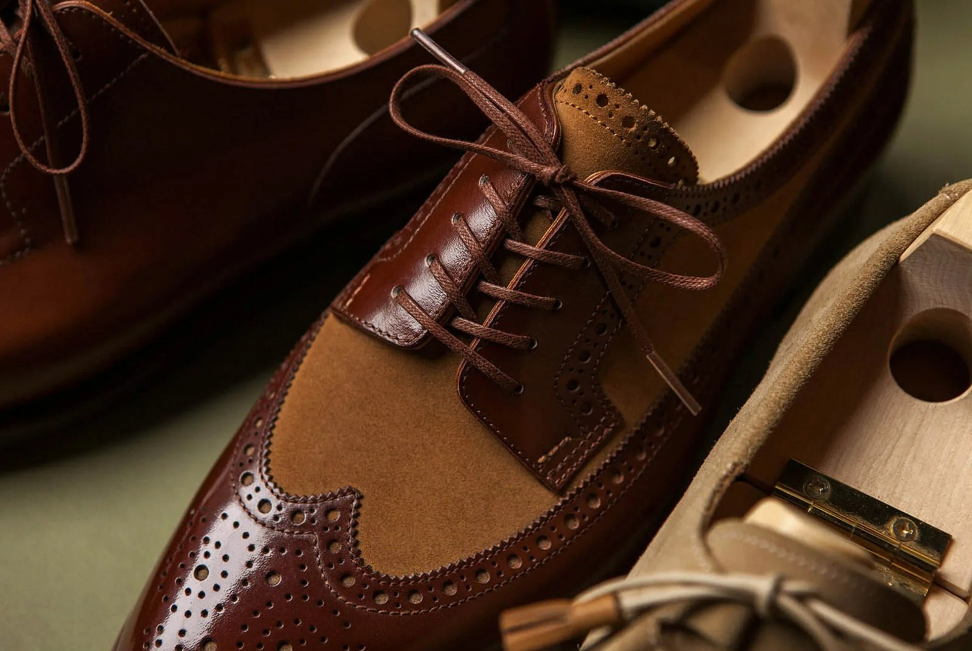 How-to-Get-the-Right-Shoe-Size-gear-patrol-ambience-2-v2