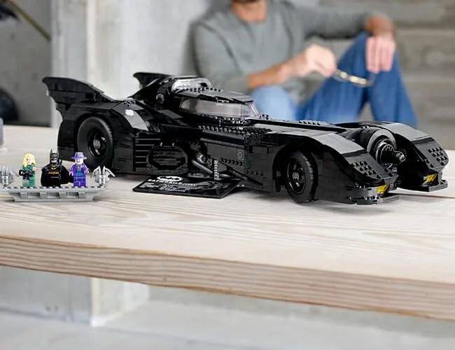 Lego-Batmobile-gear-patrol-feature