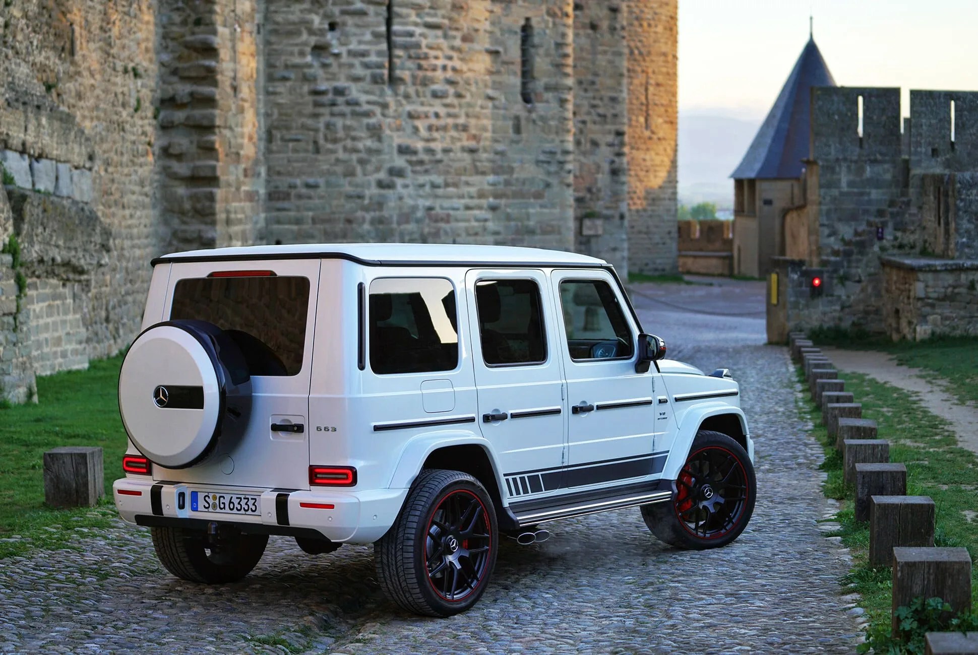 Mercedes-G-Class-gear-patrol-2