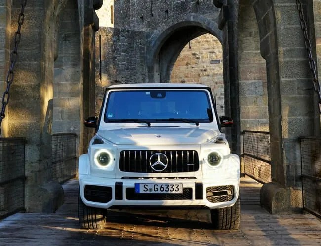 Mercedes-G-Class-gear-patrol-full-featured
