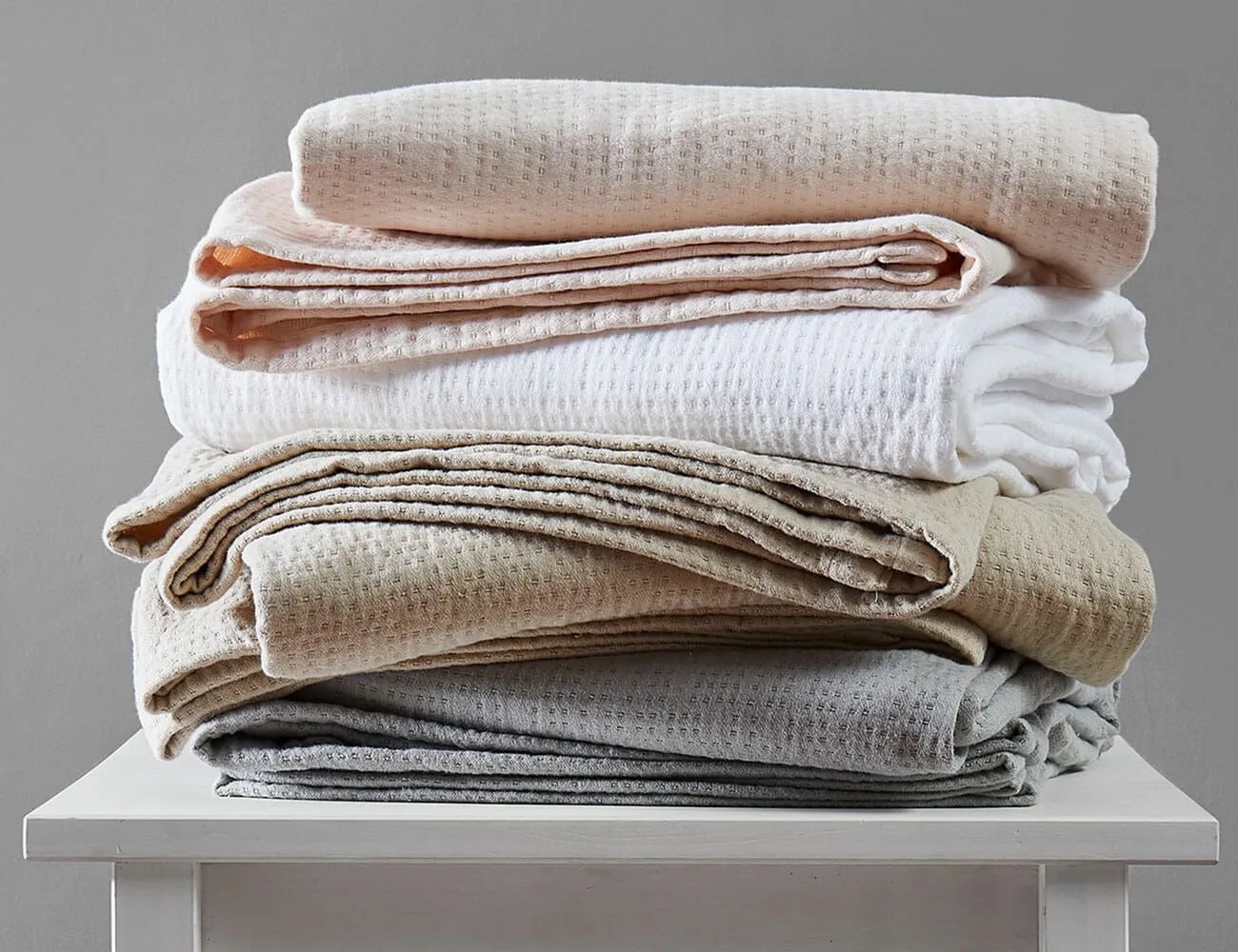 Sponsored-Picks-Under-the-Canopy-gear-patrol-Organic-Cotton-Matalesse-Blanket