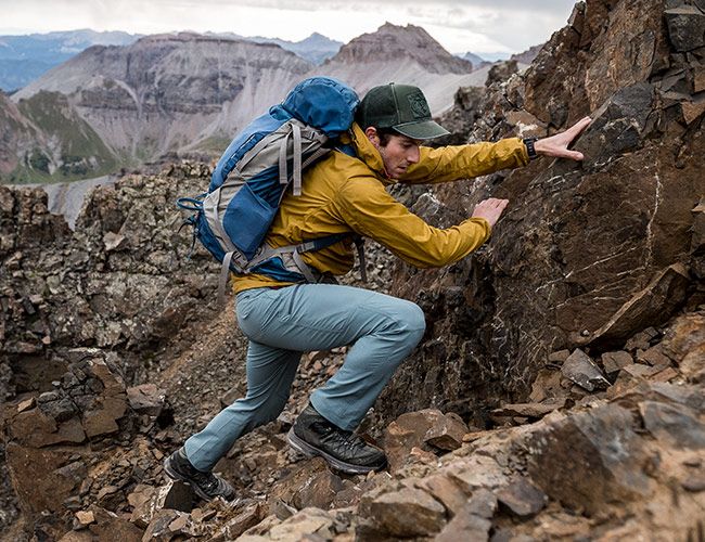 Style-Picks-Vasque-gear-patrol-feature
