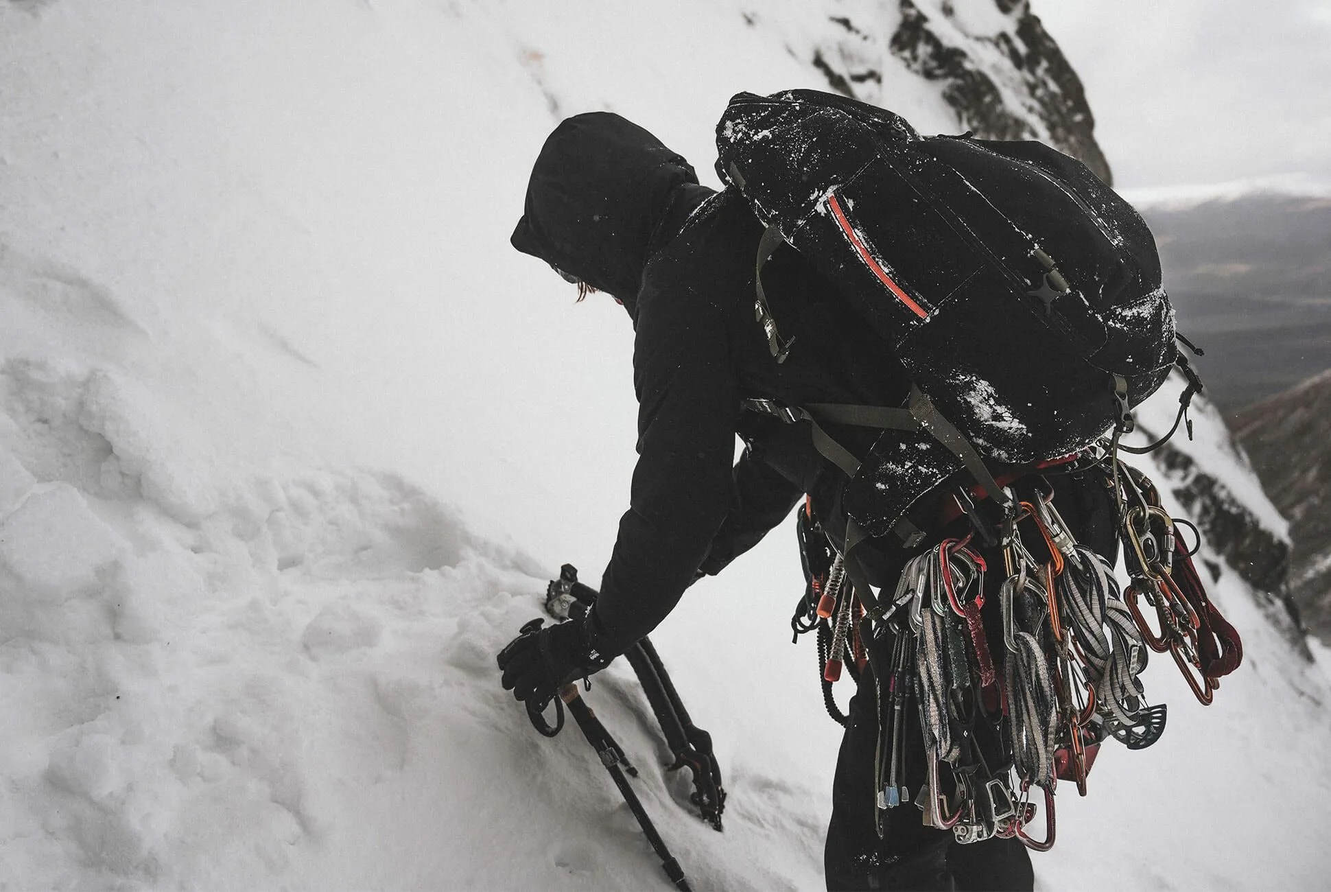 TIG-NOV-12-Roark-gear-patrol-lead-full