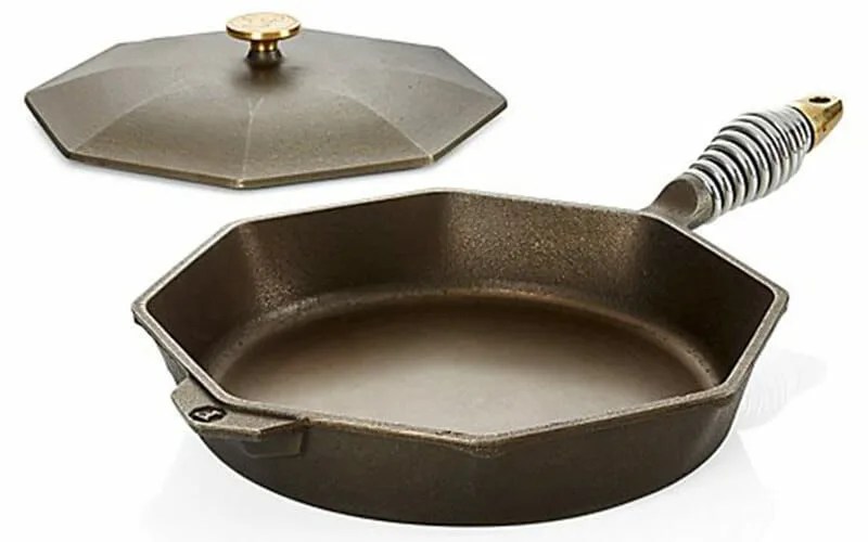 Thursday-Deals-gear-patrol-Finex-Cast-Iron-Skillet