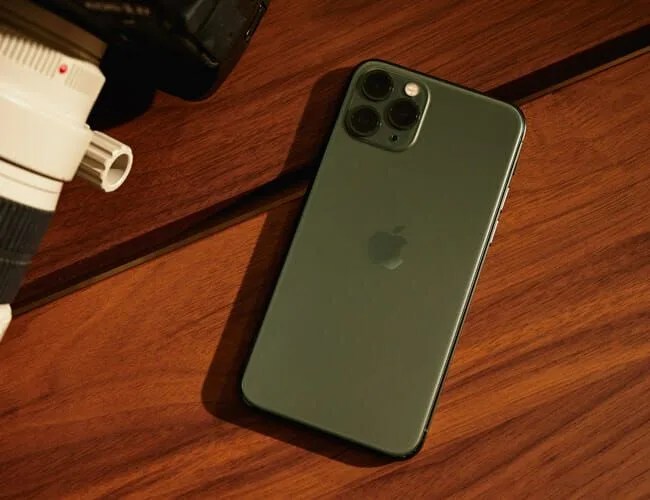 iphone 11 pro review gear patrol lead featured