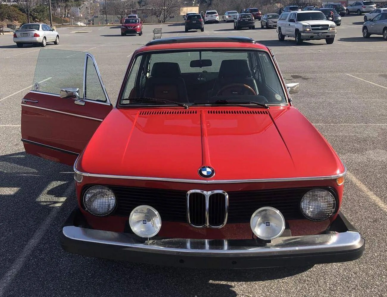 1974-BMW-2002Tii-gear-patrol