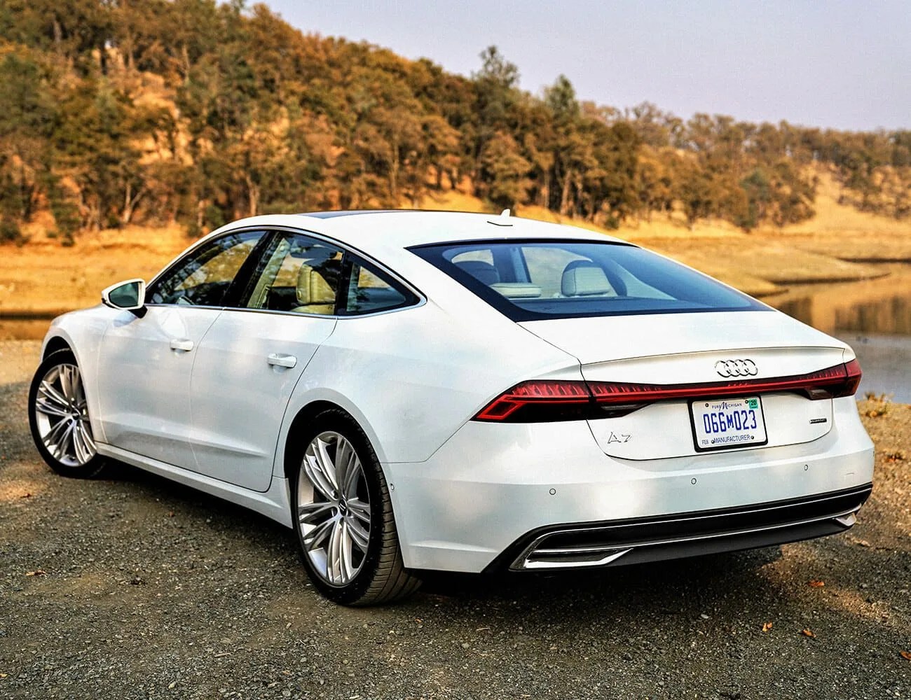 2019-World-Car-Awards-gear-patrol-World-Luxury-Car-Audi-A7