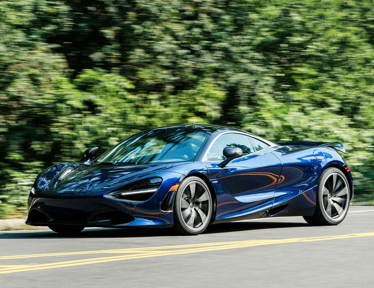 2019-World-Car-Awards-gear-patrol-World-Performance-Car-McLaren-720s