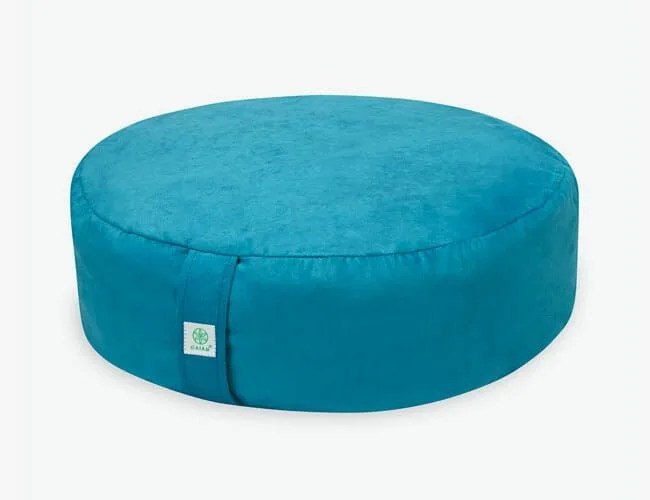5-Pieces-of-Gear-You-Need-to-Start-Meditating-gear-patrol-cushion