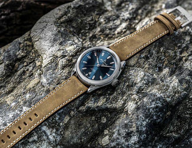 Alpina-Alpiner-Quartz-Gear-Patrol-Feature