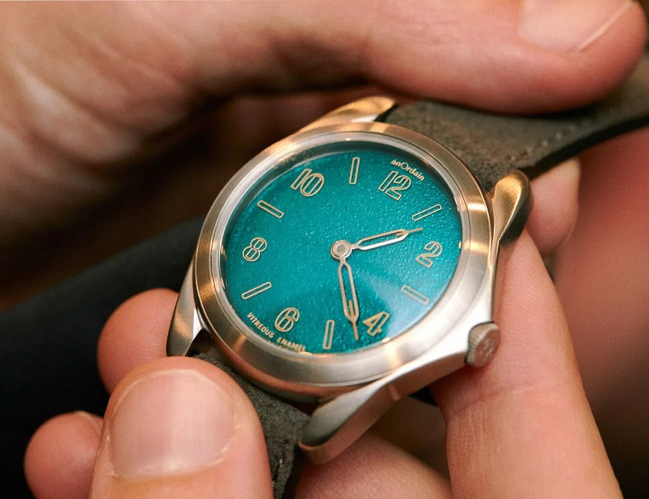 Anordain-Model-2-Blue-Fume-Gear-Patrol