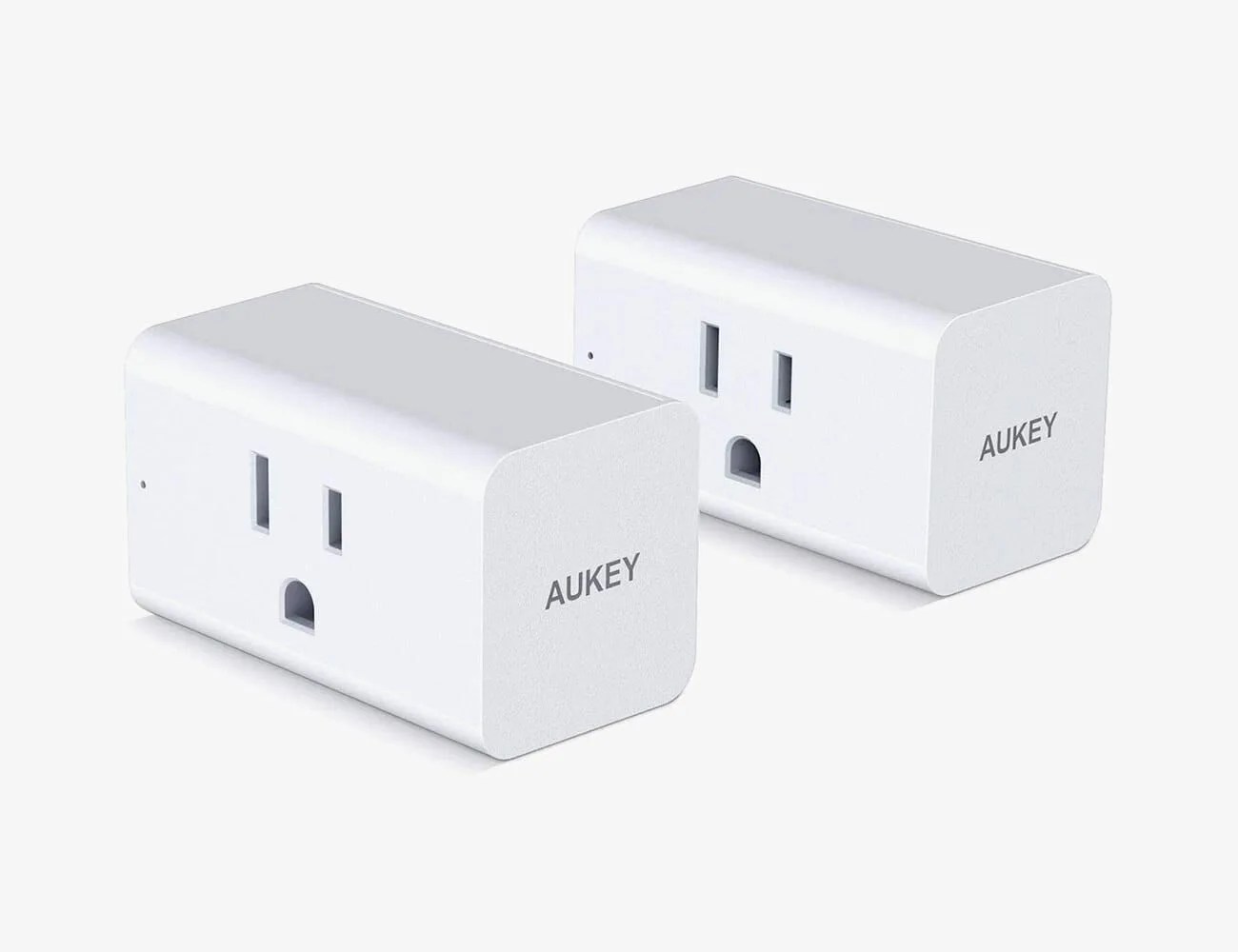 Aukey-Wi-Fi-Smart-Plug-gear-patrol